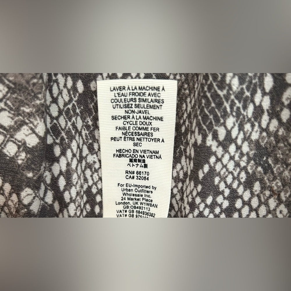 Free People Modern Muse Snakeskin Oversized High Low Long Sleeve Top - Picture 14 of 14